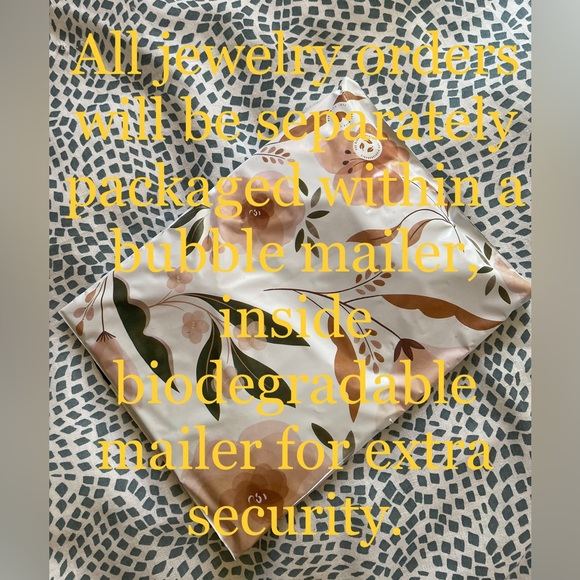 Oak+Fort twisty hoops - Picture 3 of 4